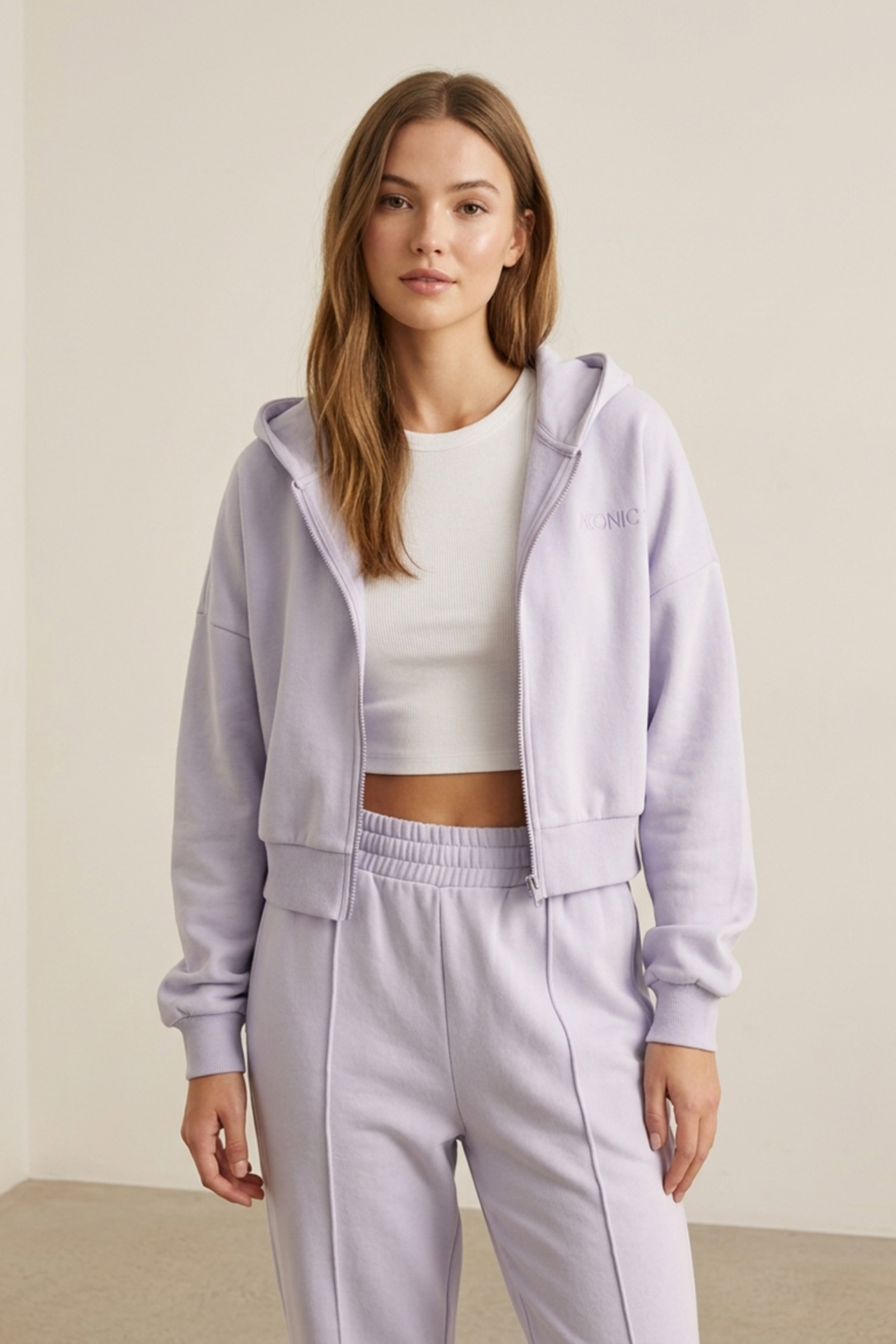 Iconic Cropped Zipper Hoodie In Lilac